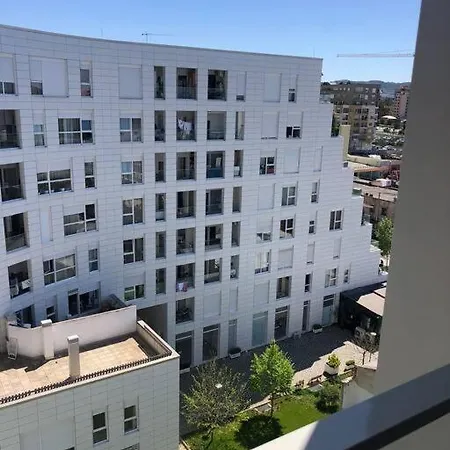 Apartment Urban Oasis